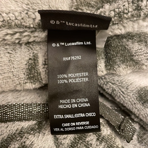 Star Wars Women’s Pajama Set, Size XS. Green: “Yoda.” NWT. - Picture 10 of 11